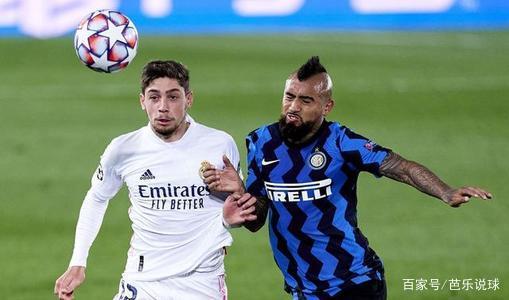 马德兴：中国足球受冷遇因成绩没突破，地方超火爆是大众怒其不争（马德兴：国足成绩难破局致整体遇冷，地方热度高因球迷恨铁不成钢）