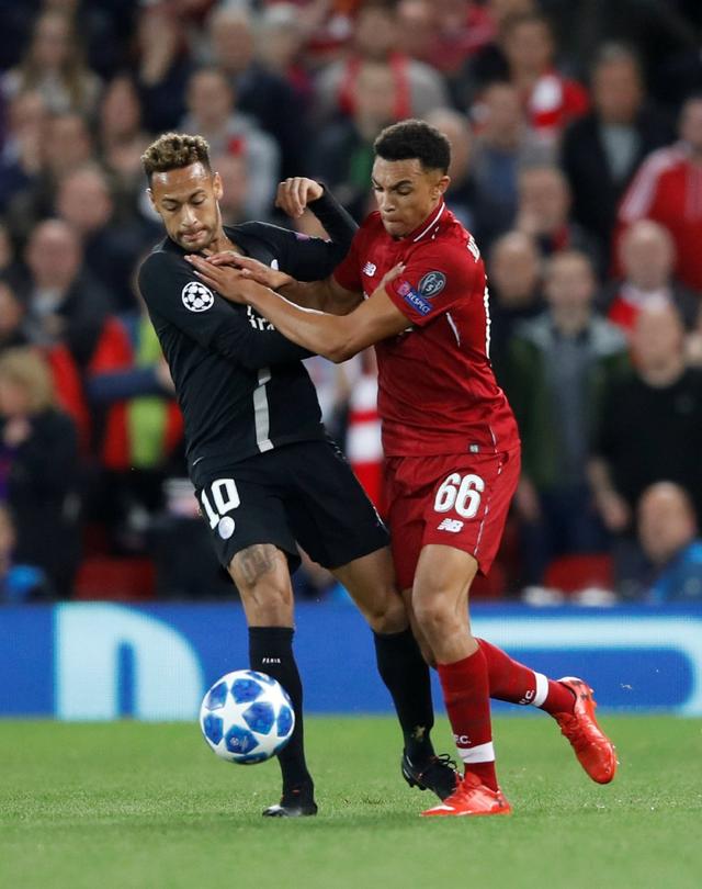 鲍队：来支持了助攻回礼了解一下 🏆❤️（鲍队报到：支持到位，助攻回礼奉上 🏆❤️）