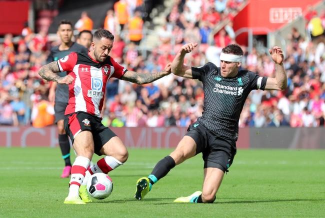 尤文跟队：加蒂扭伤膝盖，今天将接受检查（尤文随队消息：加蒂膝盖扭伤，今日将接受检查）