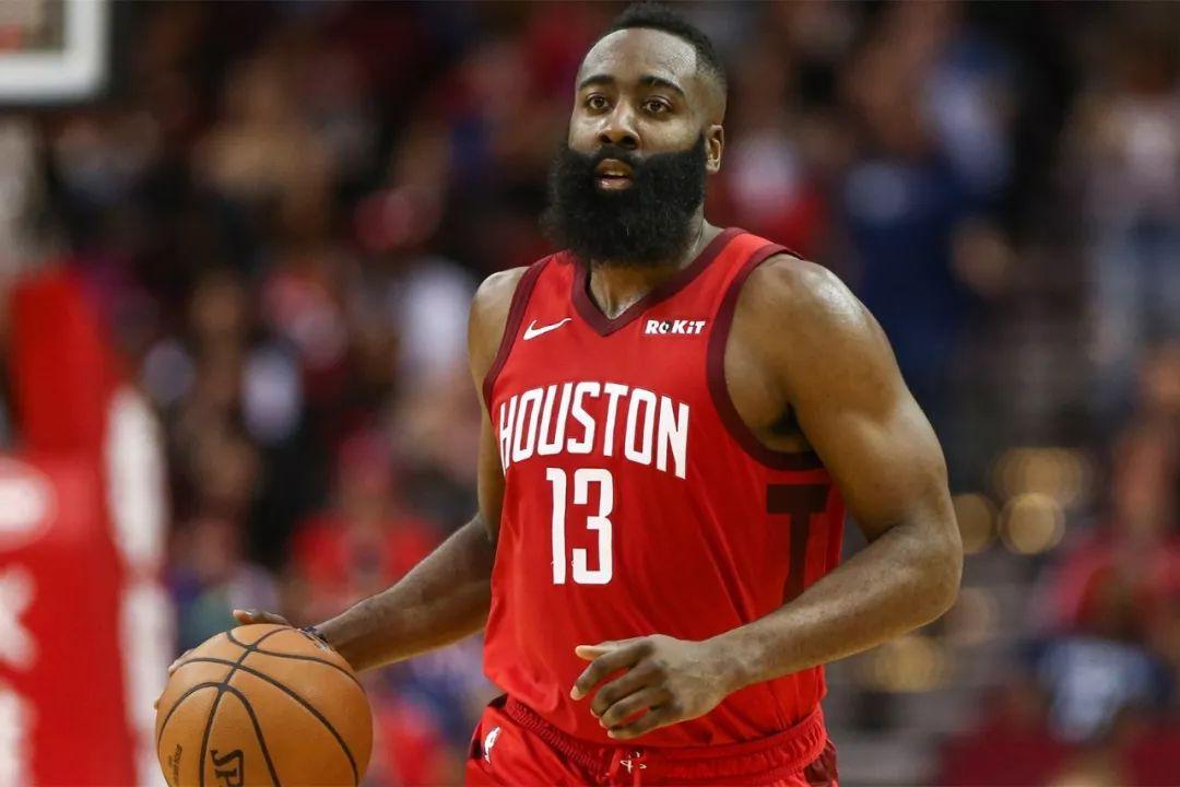 NBA漫谈｜乔丹职业生涯十大封神比赛：超越人类极限的时刻！（NBA杂谈｜乔丹生涯十大名局：那些超越人类极限的瞬间）