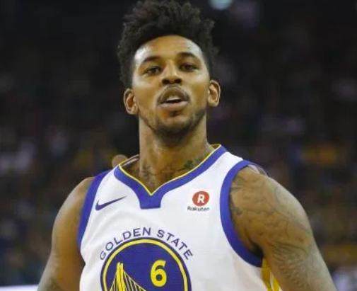 无力回天！杜兰特全场投篮15中12，独砍32分7板2助4帽（难阻败局！杜兰特15投12中高效爆砍32分7板2助4帽）