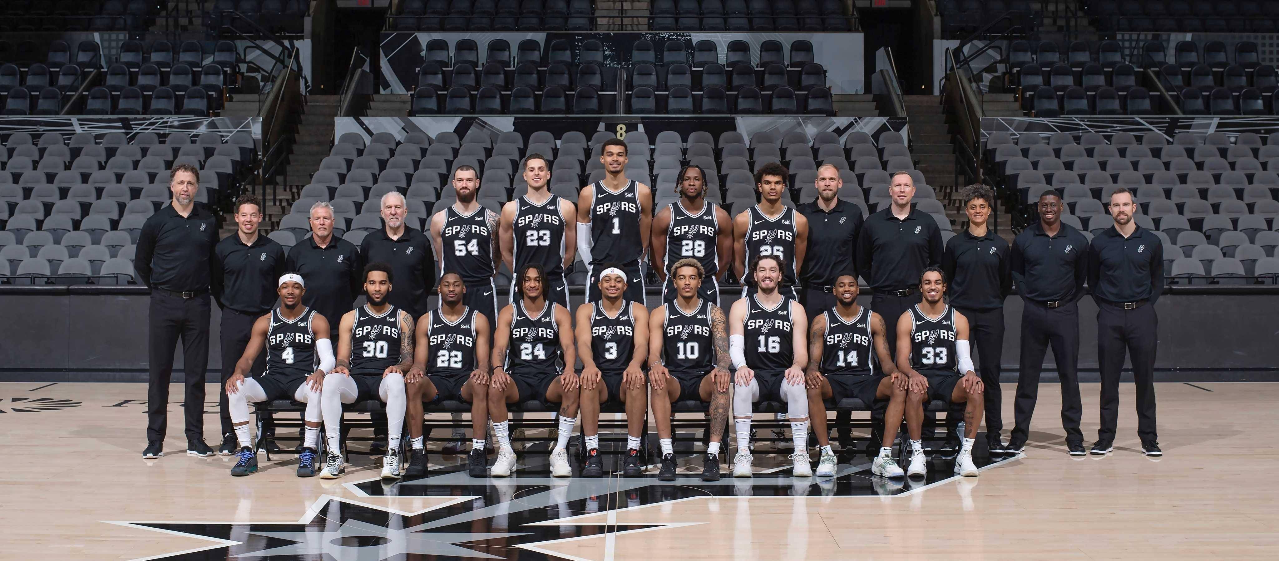 NBA伤病更新：哈登缺席两场关键比赛（NBA伤情速报：哈登因伤缺阵两场关键战）