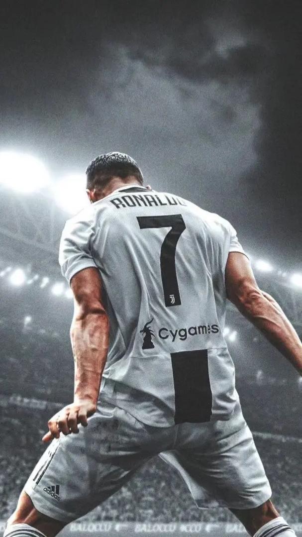 英国机构开狼队新帅赔率：罗杰斯居首，滕哈格紧随其后（英国机构发布狼队主帅赔率榜：罗杰斯领跑，滕哈格紧追其后）