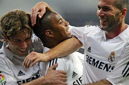 共和报：米兰正加速推进签回蒂亚戈-席尔瓦的交易（共和报：米兰加速推动蒂亚戈-席尔瓦回归签约）