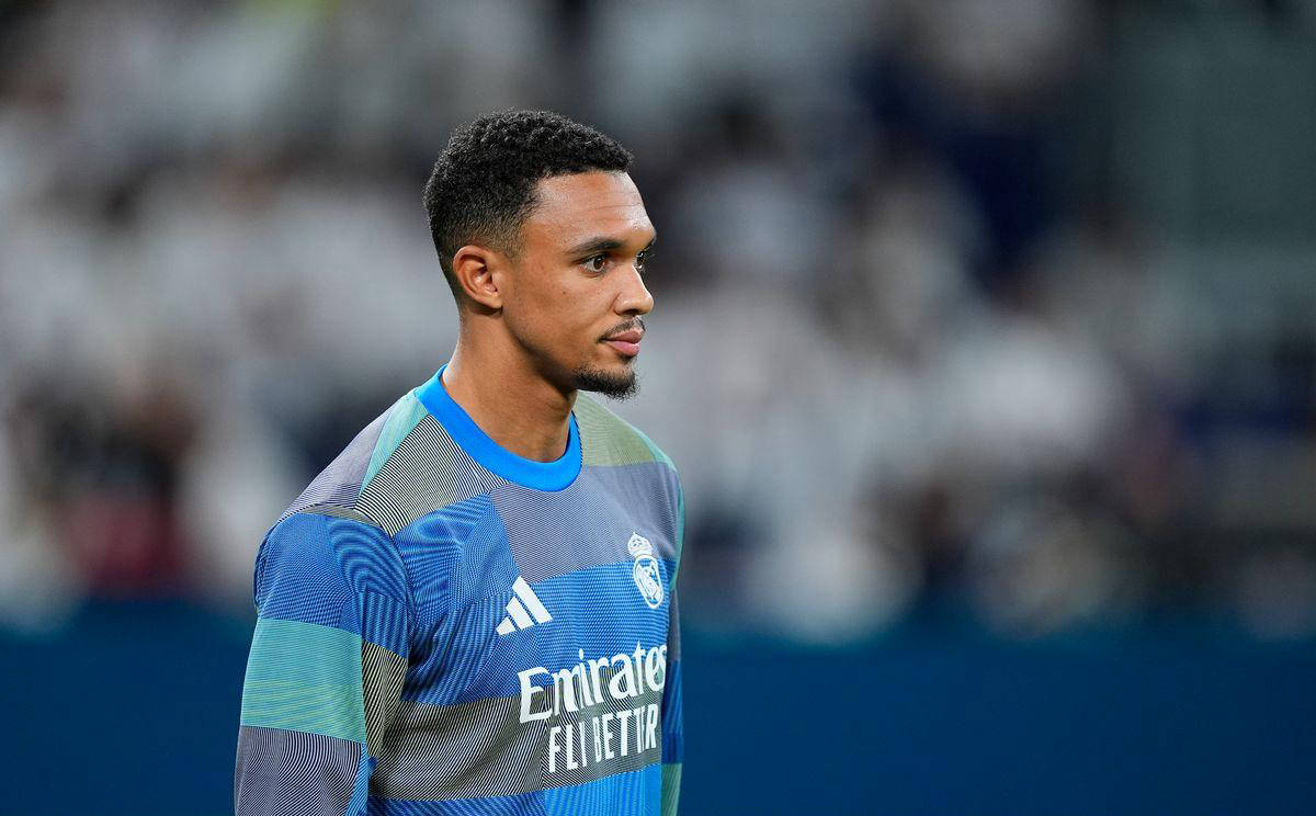 多家意媒：卡拉菲奥里受伤，已经离开意大利队训练营（多家意媒报道：卡拉菲奥里因伤退出意大利队训练营）